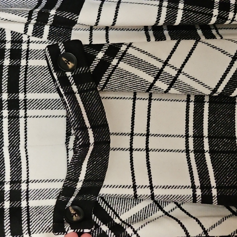 Black and White Plaid Women's Coat - Picture 7 of 8